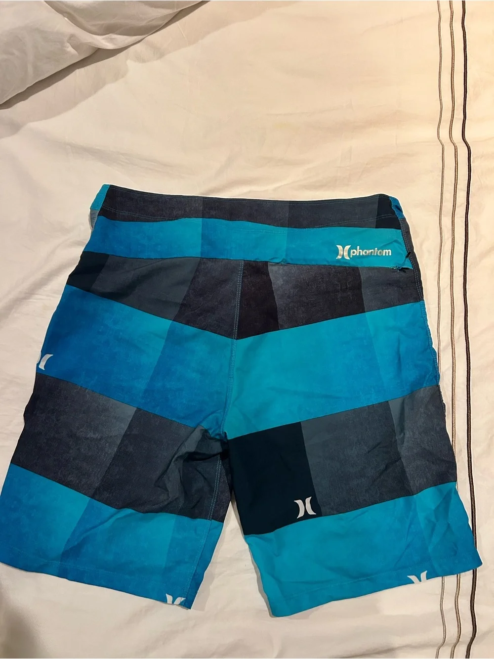 Hurley bold blue